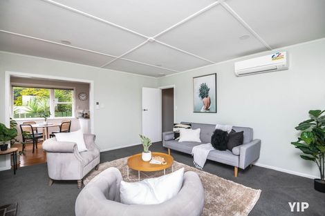 Photo of property in 58 Catherine Crescent, Paparangi, Wellington, 6037