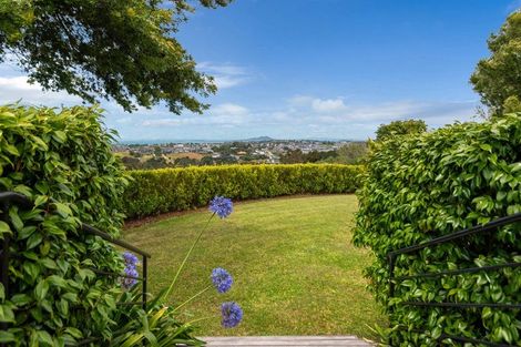 Photo of property in 221 Gills Road, Albany Heights, Auckland, 0632