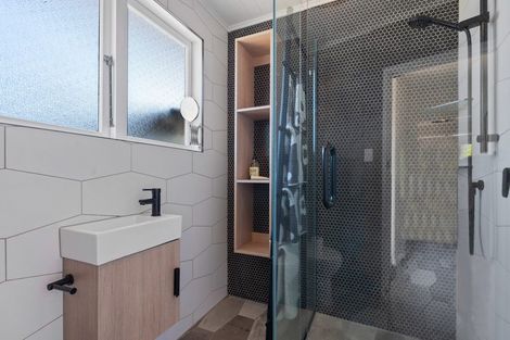 Photo of property in 28 Kinloch Road, Kinloch, Taupo, 3377