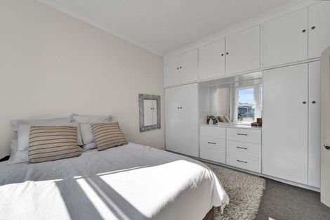 Photo of property in 3 Campbell Street, Hawera, 4610