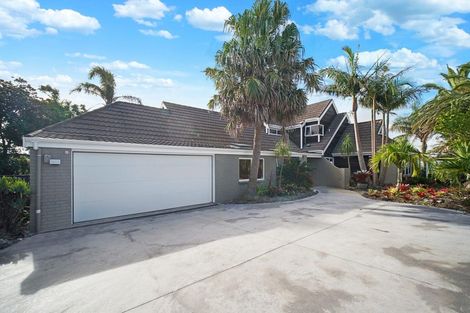 Photo of property in 13 Gilberd Place, Torbay, Auckland, 0630