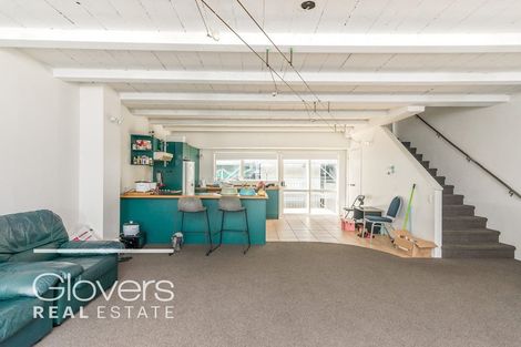 Photo of property in 10 Captain Scott Road, Glen Eden, Auckland, 0602