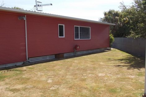 Photo of property in 4 Warwick Place, Awapuni, Palmerston North, 4412