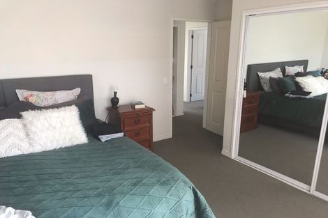 Photo of property in 4/49 Sackville Street, Fitzroy, New Plymouth, 4312