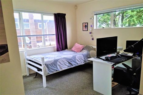 Photo of property in 3/111 Manuka Road, Bayview, Auckland, 0629