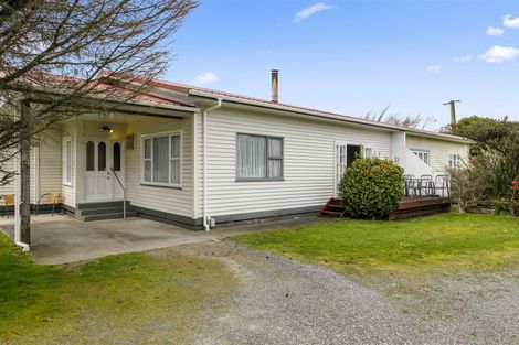Photo of property in 1/6 Wellington Road, Wainuiomata, Lower Hutt, 5014