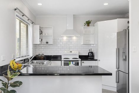 Photo of property in 20 Longstead Avenue, Papamoa Beach, Papamoa, 3118