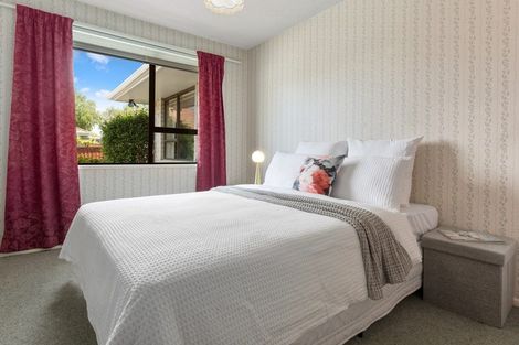 Photo of property in 1/8a Salford Avenue, Redwood, Christchurch, 8051