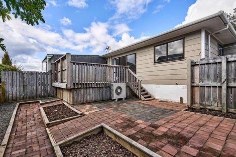 Photo of property in 2/11 Te Arawi Street, Takapuwahia, Porirua, 5022