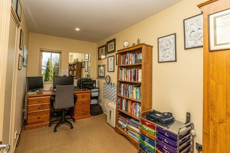 Photo of property in 12 Chateau Drive, Burnside, Christchurch, 8053