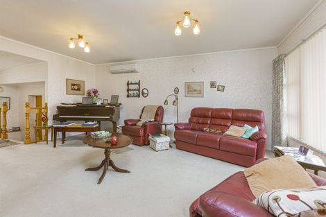 Photo of property in 5 Park Estate Road, Rosehill, Papakura, 2113