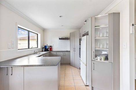 Photo of property in 94 Collingwood Road, Waiuku, 2123