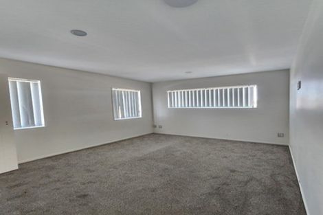 Photo of property in 74a Thompson Terrace, Manurewa, Auckland, 2102