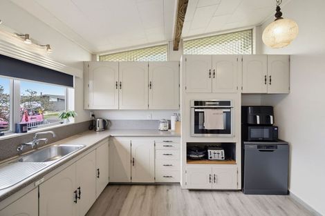 Photo of property in 63 Lanark Crescent, Tamatea, Napier, 4112