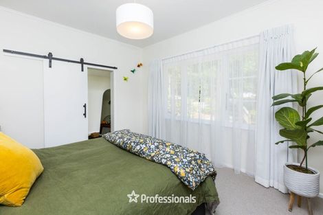 Photo of property in 43 Wyndham Road, Pinehaven, Upper Hutt, 5019