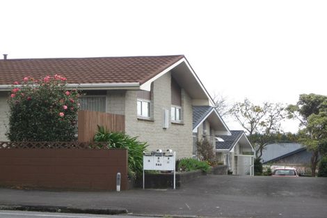 Photo of property in 1/340 Devon Street West, New Plymouth, 4310