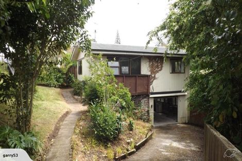 Photo of property in 17 Titirangi Road, New Lynn, Auckland, 0600