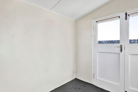 Photo of property in 14 Barclay Road, Okaiawa, Hawera, 4671