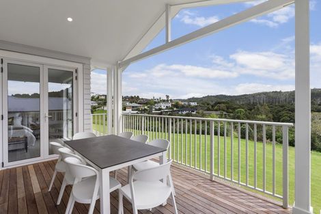 Photo of property in 202 Landmark Terrace, Orewa, 0931