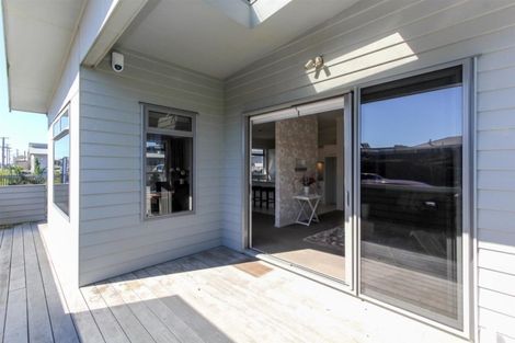 Photo of property in 16 Buller Street, New Plymouth, 4310