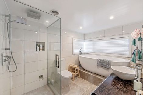 Photo of property in 105 The Esplanade, Manly, Whangaparaoa, 0930