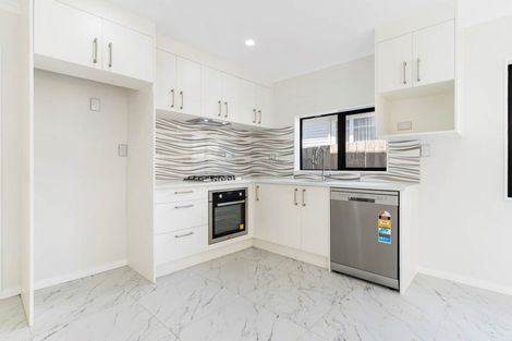 Photo of property in 19a Cornwall Road, Lyttelton, 8082