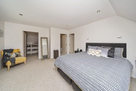 Photo of property in 40d Karina Road, Merrilands, New Plymouth, 4312