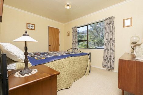 Photo of property in 2033 Whangarei Heads Road, Whangarei Heads, Whangarei, 0174