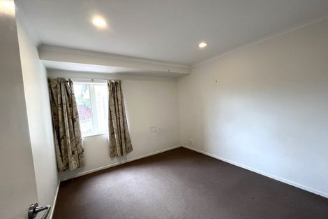Photo of property in 12 Mander Place, Bucklands Beach, Auckland, 2012