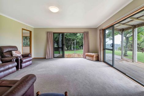 Photo of property in 282 Smart Road, Hillsborough, New Plymouth, 4372