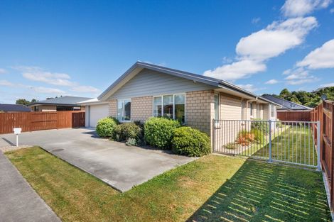 Photo of property in 15 Serenity Crescent, Kelvin Grove, Palmerston North, 4414