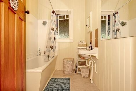 Photo of property in 12 Endcliffe Road, Kaiti, Gisborne, 4010