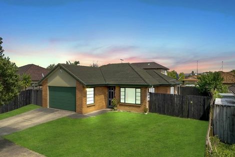 Photo of property in 10 Gransna Lane, East Tamaki, Auckland, 2013