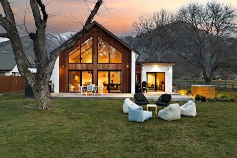 Photo of property in 13-13a Quarry Place, Lake Hayes, Queenstown, 9304