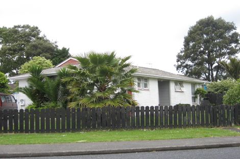 Photo of property in 64 Chichester Drive, Rosehill, Papakura, 2113