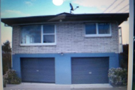 Photo of property in 2/66 Becroft Drive, Forrest Hill, Auckland, 0620