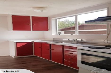 Photo of property in 51b Gemstone Drive, Birchville, Upper Hutt, 5018