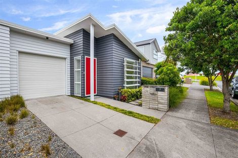 Photo of property in 3 Waiarohia Place, Hobsonville, Auckland, 0616
