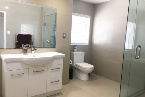 Photo of property in 144 Flat Bush School Road, Flat Bush, Auckland, 2019