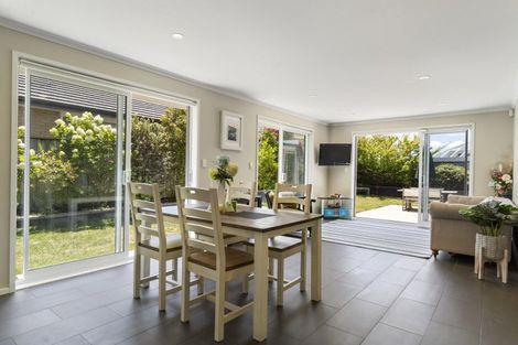 Photo of property in 5 Jessie Rise, Riverhead, 0820