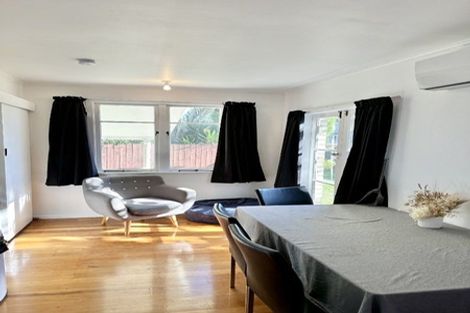 Photo of property in 1 Carrington Avenue, Hillcrest, Hamilton, 3216