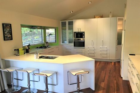 Photo of property in 108 Mountain Road, Henderson Valley, Auckland, 0612
