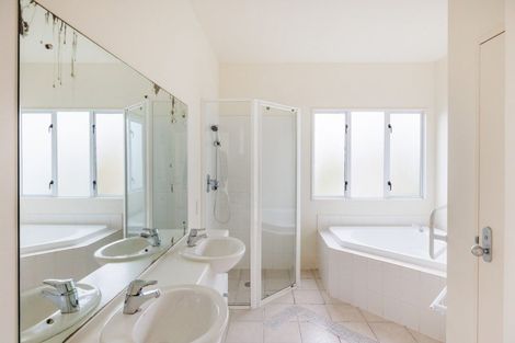 Photo of property in 5 Balcairn Place, Terrace End, Palmerston North, 4410