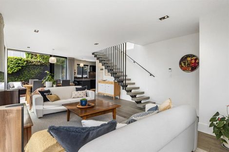 Photo of property in 2a Arthur Crescent, Hauraki, Auckland, 0622