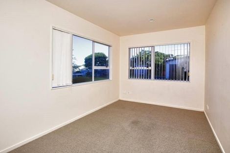 Photo of property in 20 Merehai Place, Snells Beach, 0920