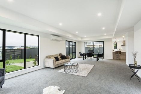Photo of property in 12 Mellay Mews, Mosgiel, 9024