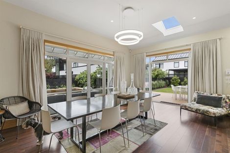 Photo of property in 44 Naseby Street, Merivale, Christchurch, 8014