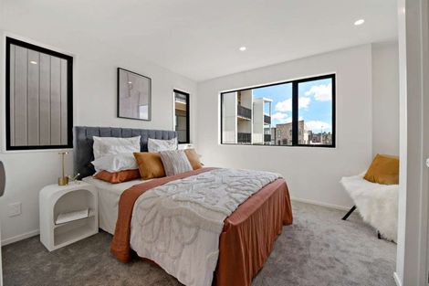 Photo of property in 10 Hokoteta Street, Mount Wellington, Auckland, 1062