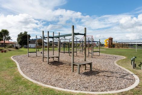 Photo of property in 35 Madeleine Terrace, Papamoa Beach, Papamoa, 3118