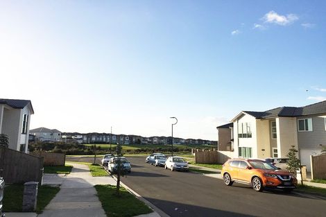 Photo of property in 5 Cloghfin Place, Flat Bush, Auckland, 2019